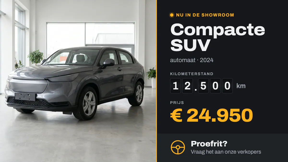 Scherm van een autobedrijf met een grijze compacte SUV in de showroom, de kilometerstand, de prijs van € 24.950 en de vraag of u een proefrit wilt